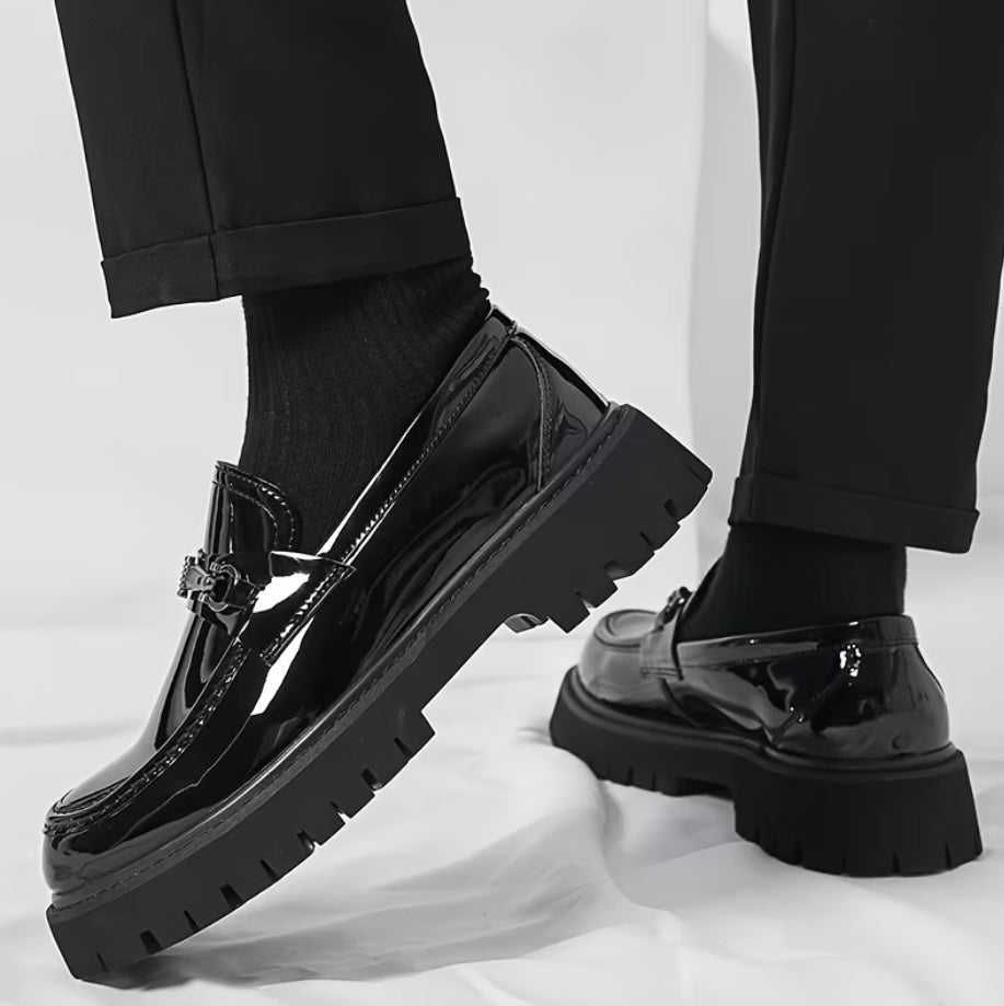 Valmont Obsidian Loafer