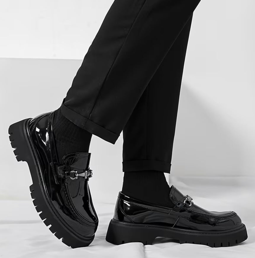 Valmont Obsidian Loafer