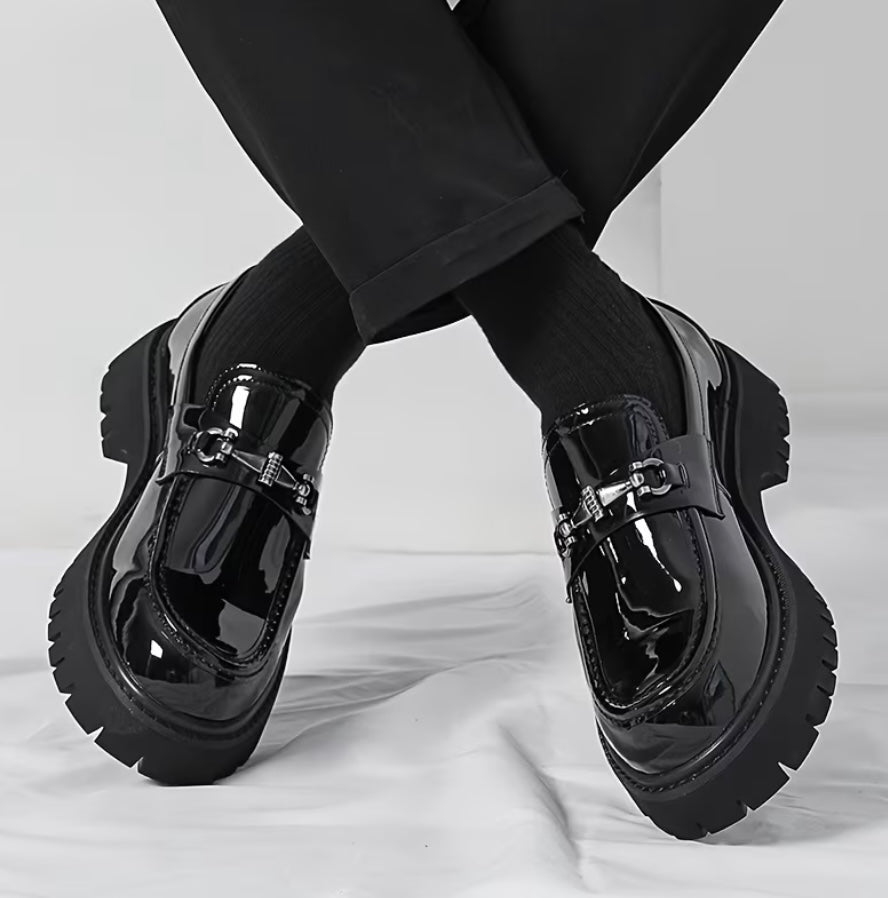 Valmont Obsidian Loafer